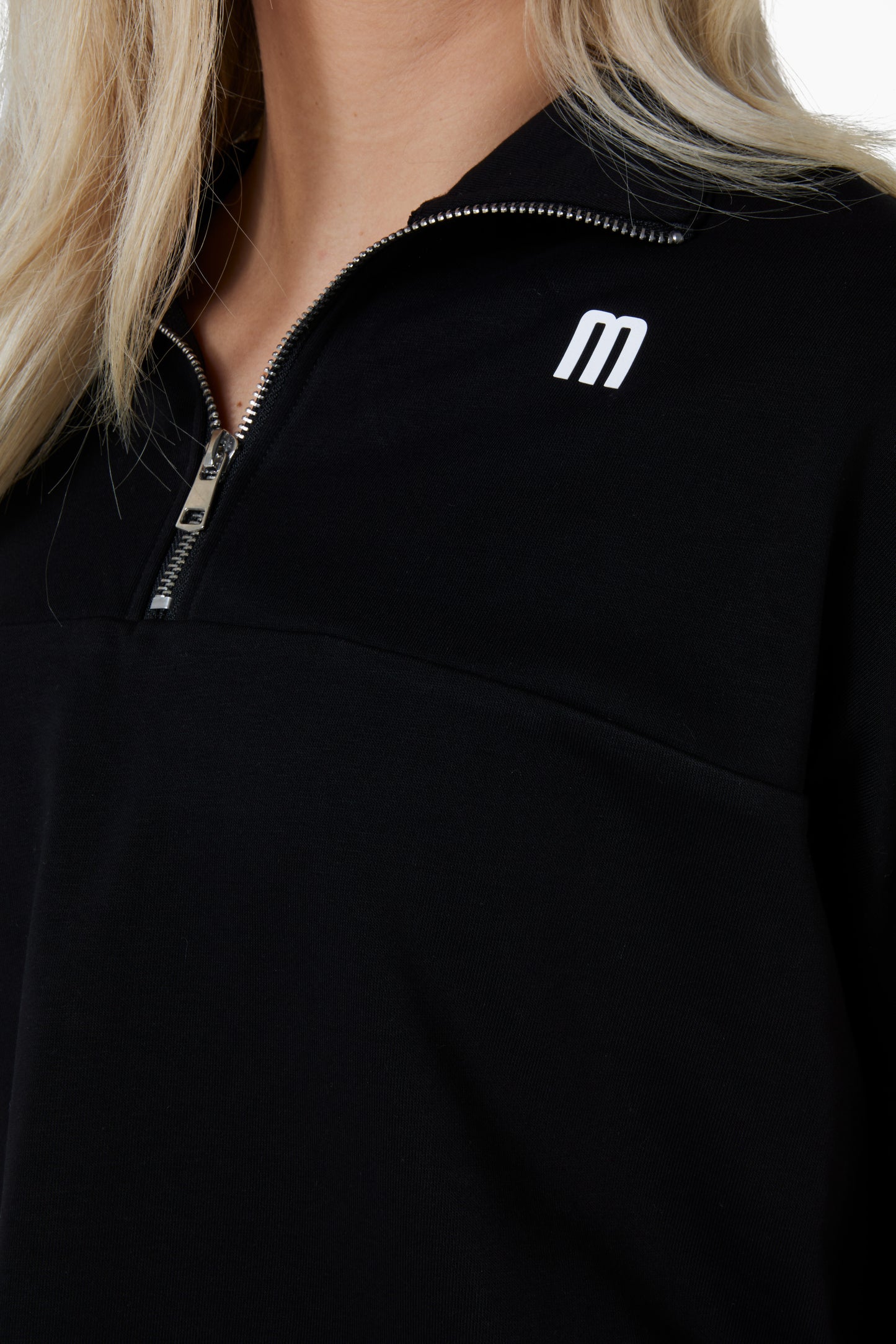 Zipper oversized black